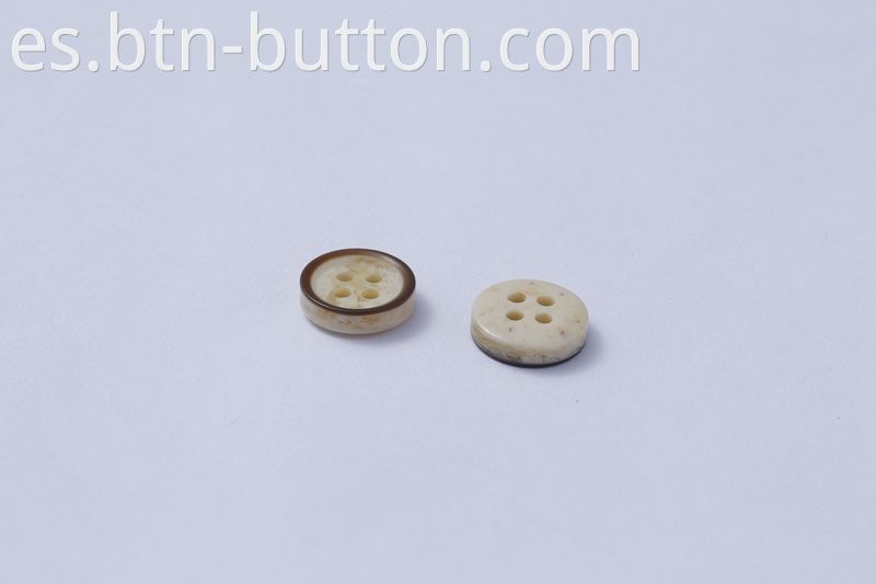 Environmentally friendly GRS recycled buttons